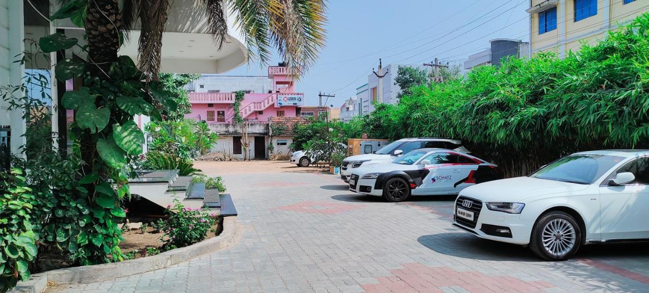 Pine Tree Aparthotel Kanchipuram Εξωτερικό φωτογραφία